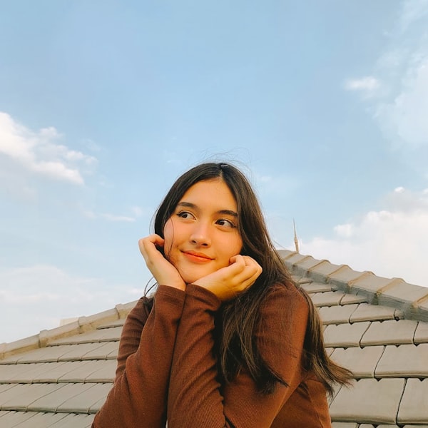 Portrait of reviewer Emily R.